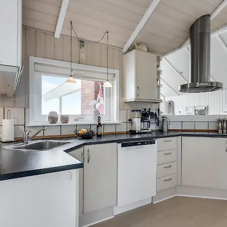 Holiday home Vinkelbaek Iv